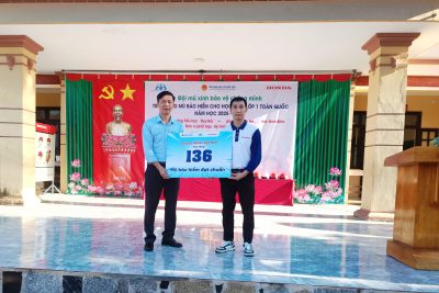 💞💞💞 TRAO TẶNG MŨ BẢO HIỂM CHO HỌC SINH LỚP 1 NĂM HỌC 2025–2026 💞💞💞